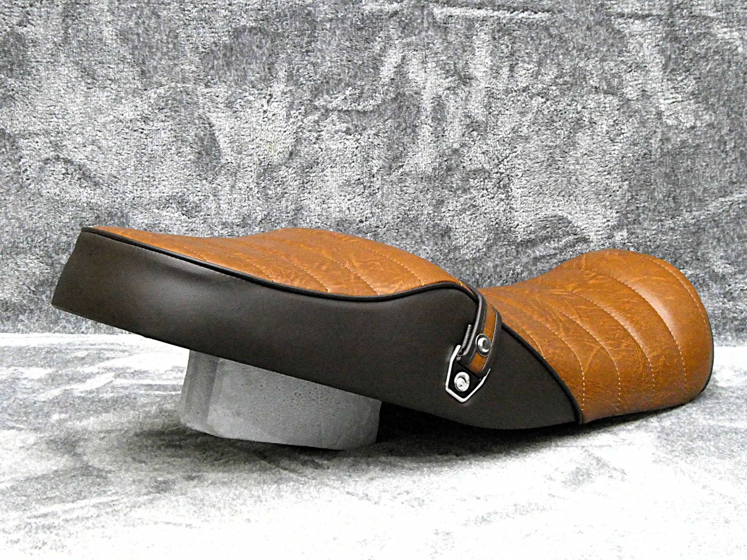 Amazon | NC36 茶ツートン タックロールシート/ブラウンレザー